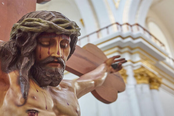 Detalle del Cristo Crucificado, imagen que participará en la Procesión Magna de Murcia con motivo del Año Jubilar. Una pieza central de la devoción en la Región.