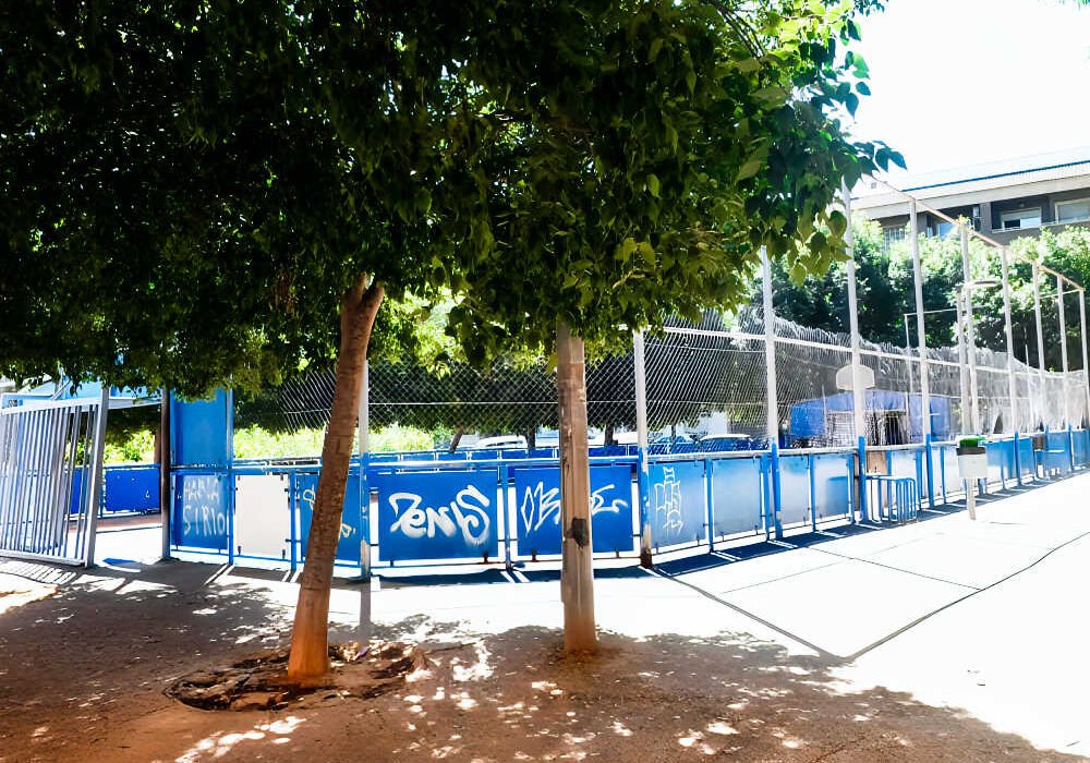 Pistas deportivas del jardín de la calle San Francisco de Beniaján objeto de debate en la Junta Municipal