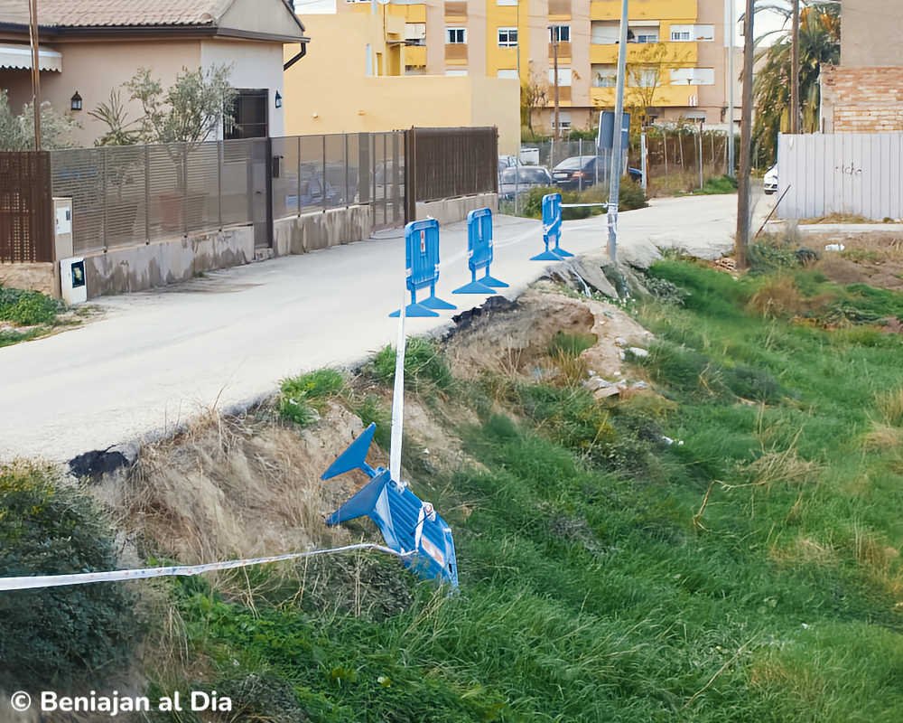 Zona acordonada por la policía local de Murcia en el Carril Juanetes de San José de la Vega