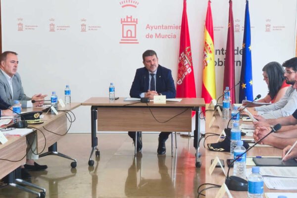 Fulgencio Perona, concejal de Seguridad Ciudadana del Ayuntamiento de Murcia, durante la Junta Local de Seguridad celebrada el 18 de junio de 2026