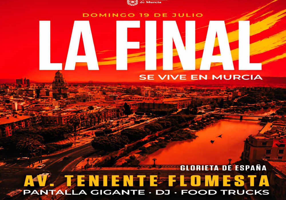 Cartel del Ayuntamiento de Murcia anunciando la retransmisión de la final del Mundial, que provocará cambios en el recorrido de la línea 30 y otras líneas de autobús.
