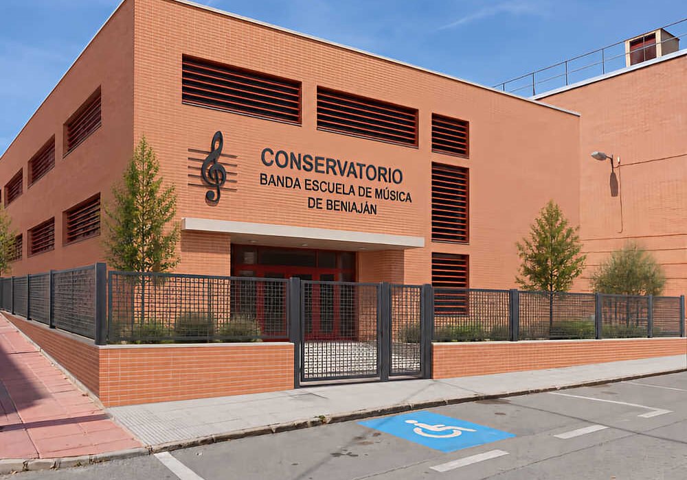 Propuesta de Conservatorio de la Banda Escuela de Música de Beniaján frente al Auditorio de Beniaján